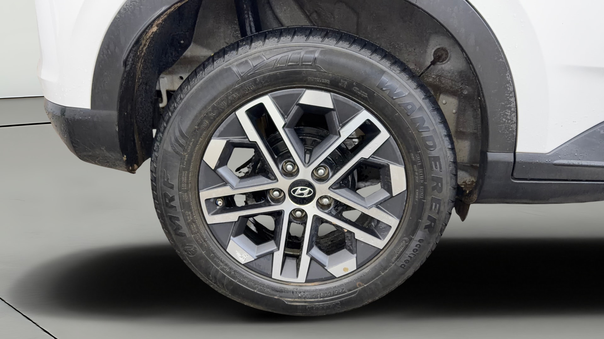 View 2023 Hyundai Venue SX (O) 1.0 Turbo Petrol DCT Image 25 Used 2023 Hyundai Venue SX (O) 1.0 Turbo Petrol DCT Image 25