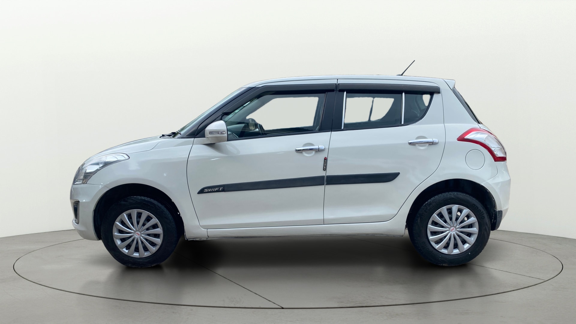 View 2017 Maruti Suzuki 1000 Base Variant Image 5 Used 2017 Maruti Suzuki 1000 Base Variant Image 5