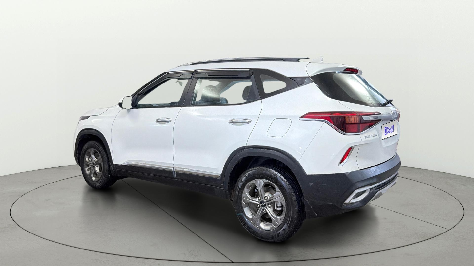 View 2023 Kia Seltos D1.5 CRDI VGT 6MT HTK Plus Image 2 Used 2023 Kia Seltos D1.5 CRDI VGT 6MT HTK Plus Image 2