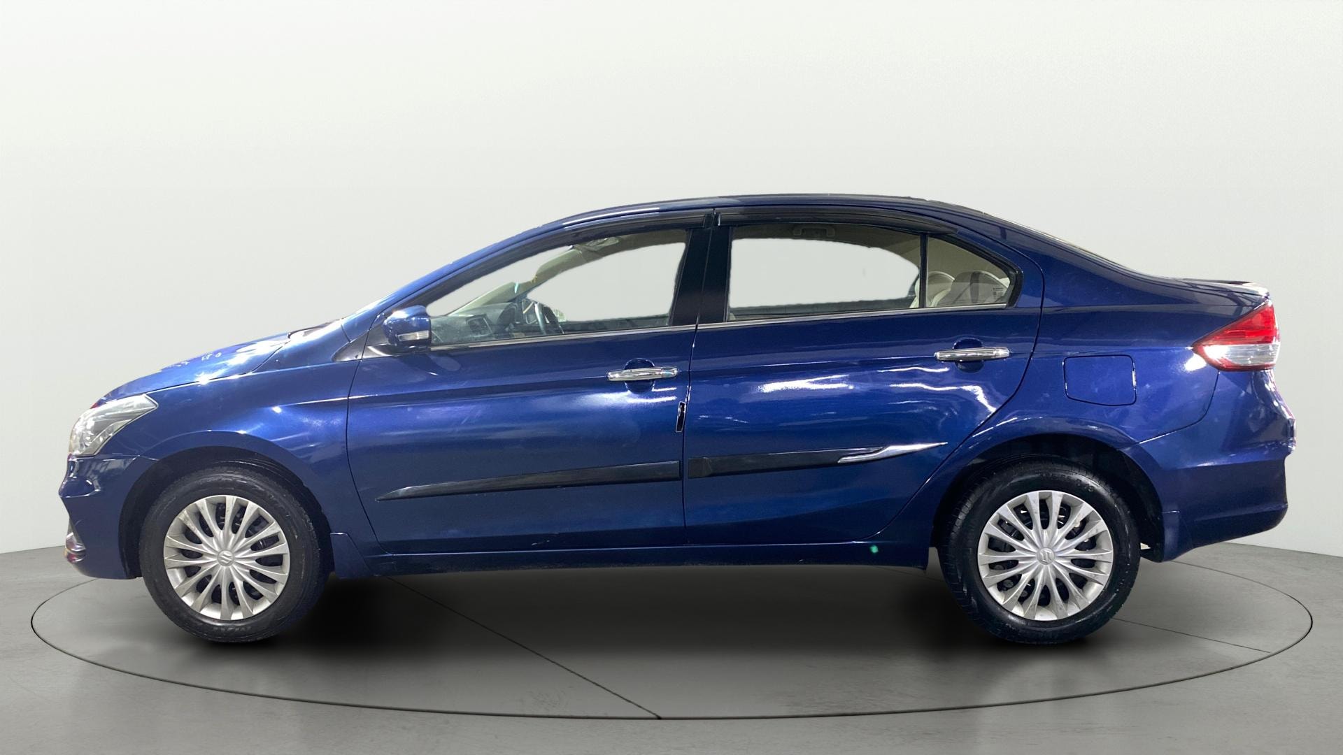 View 2020 Maruti Suzuki 1000 Base Variant Image 5 Used 2020 Maruti Suzuki 1000 Base Variant Image 5