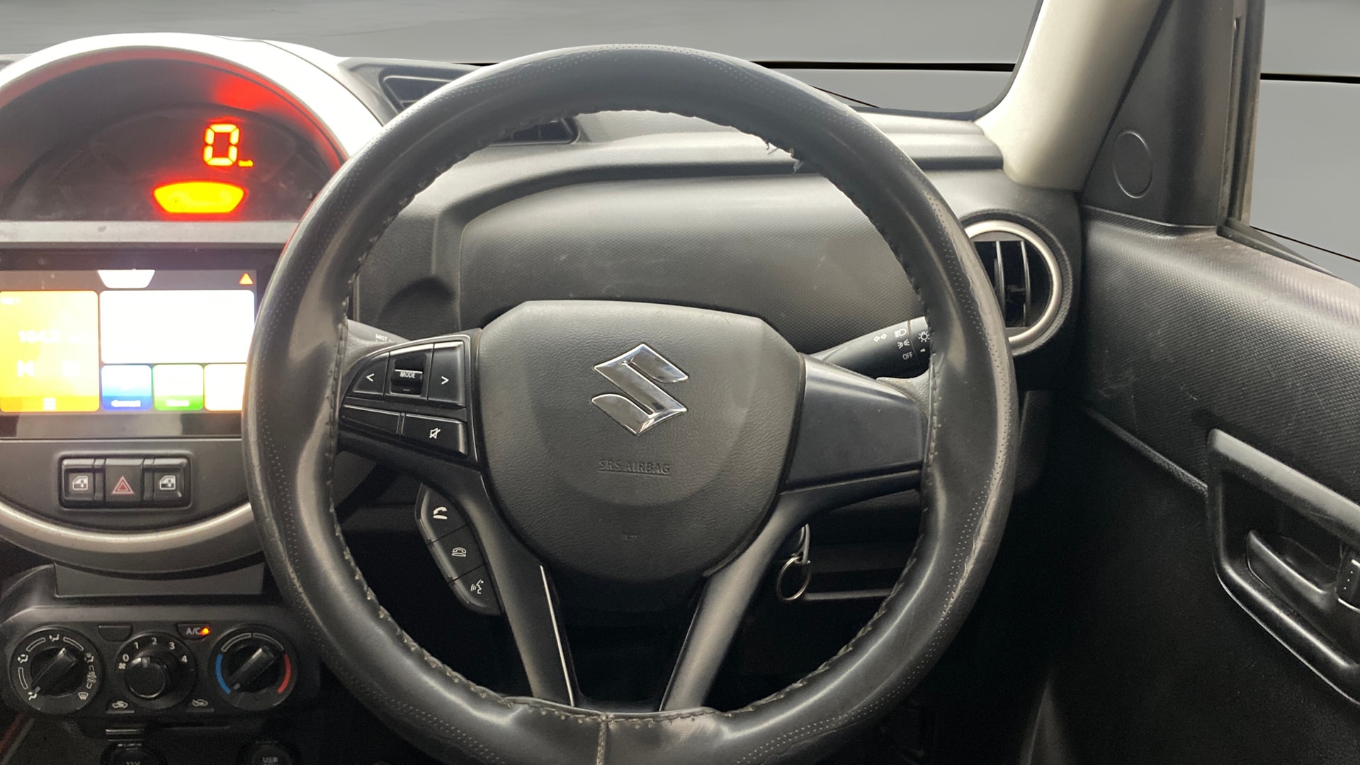 View 2023 Maruti Suzuki 1000 Base Variant Image 14 Used 2023 Maruti Suzuki 1000 Base Variant Image 14