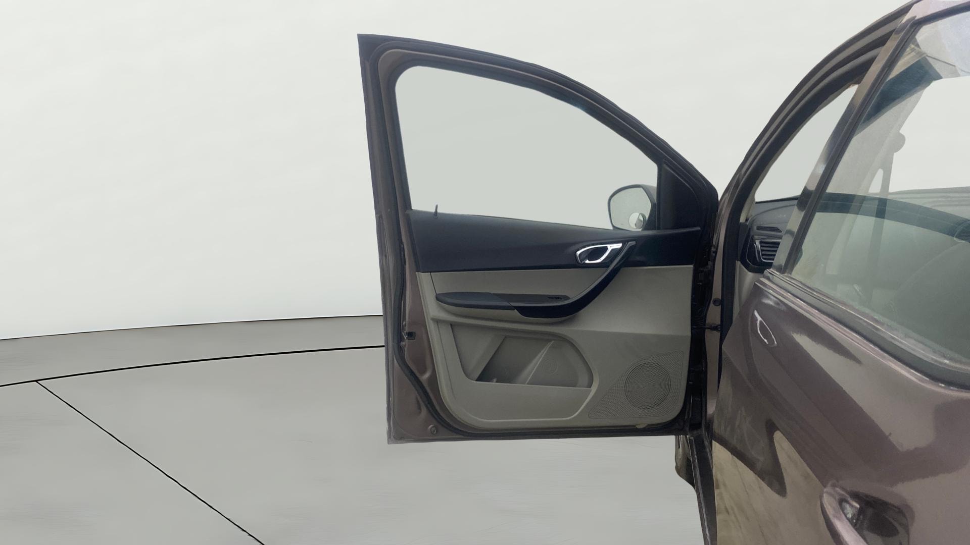 View 2020 Tata Tiago Revotorq XB Image 31 Used 2020 Tata Tiago Revotorq XB Image 31