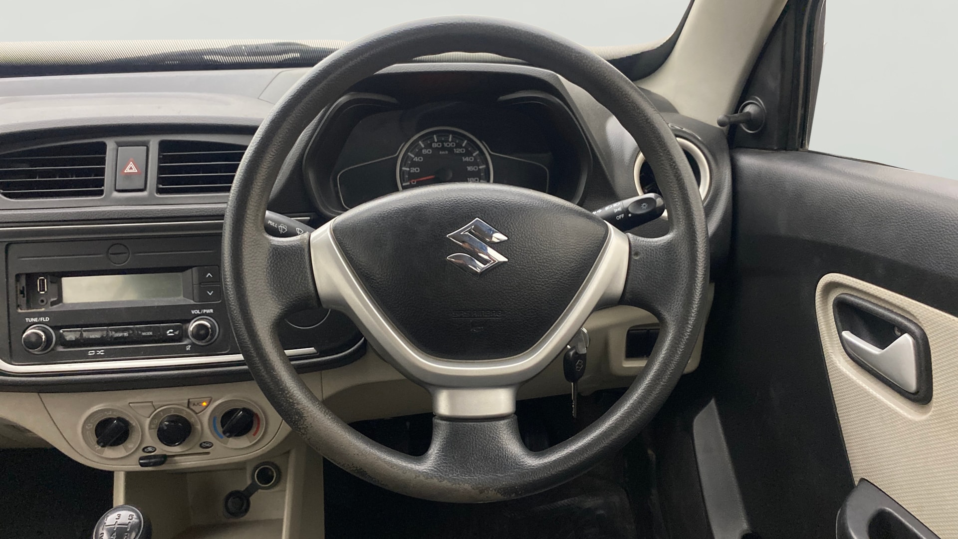 View 2023 Maruti Suzuki 1000 Base Variant Image 20 Used 2023 Maruti Suzuki 1000 Base Variant Image 20