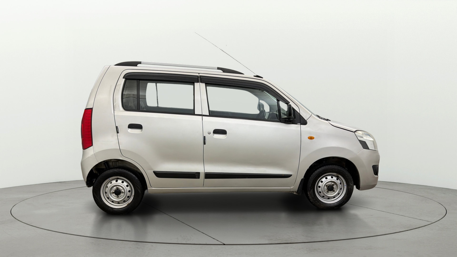 Used 2015 Maruti Suzuki 1000 Used 2015 Maruti Suzuki 1000