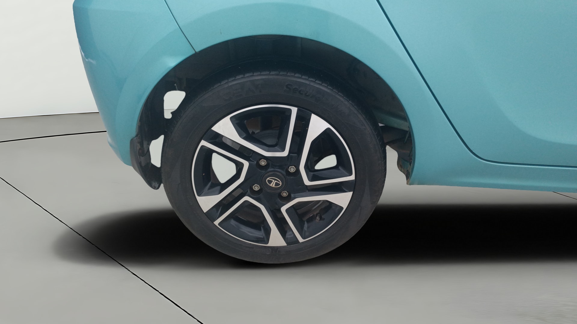 View 2025 Tata Tiago Revotorq XB Image 25 Used 2025 Tata Tiago Revotorq XB Image 25