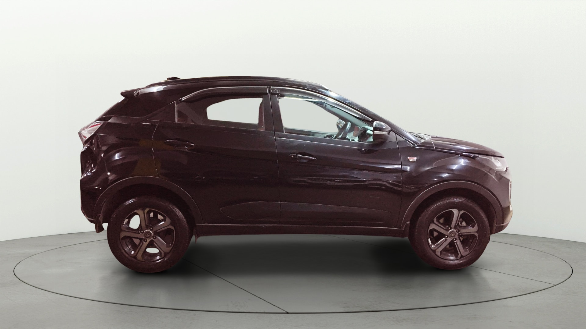 View 2023 Tata Nexon Revotron XE Image 28 Used 2023 Tata Nexon Revotron XE Image 28