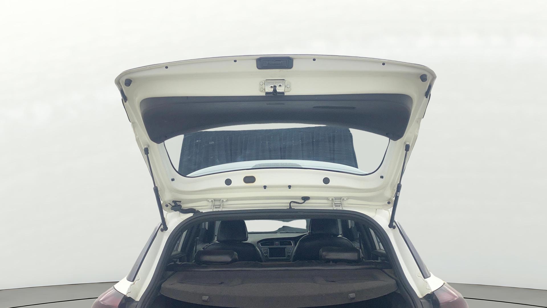 View 2019 Hyundai i20 Active 1.2 SX Image 31 Used 2019 Hyundai i20 Active 1.2 SX Image 31