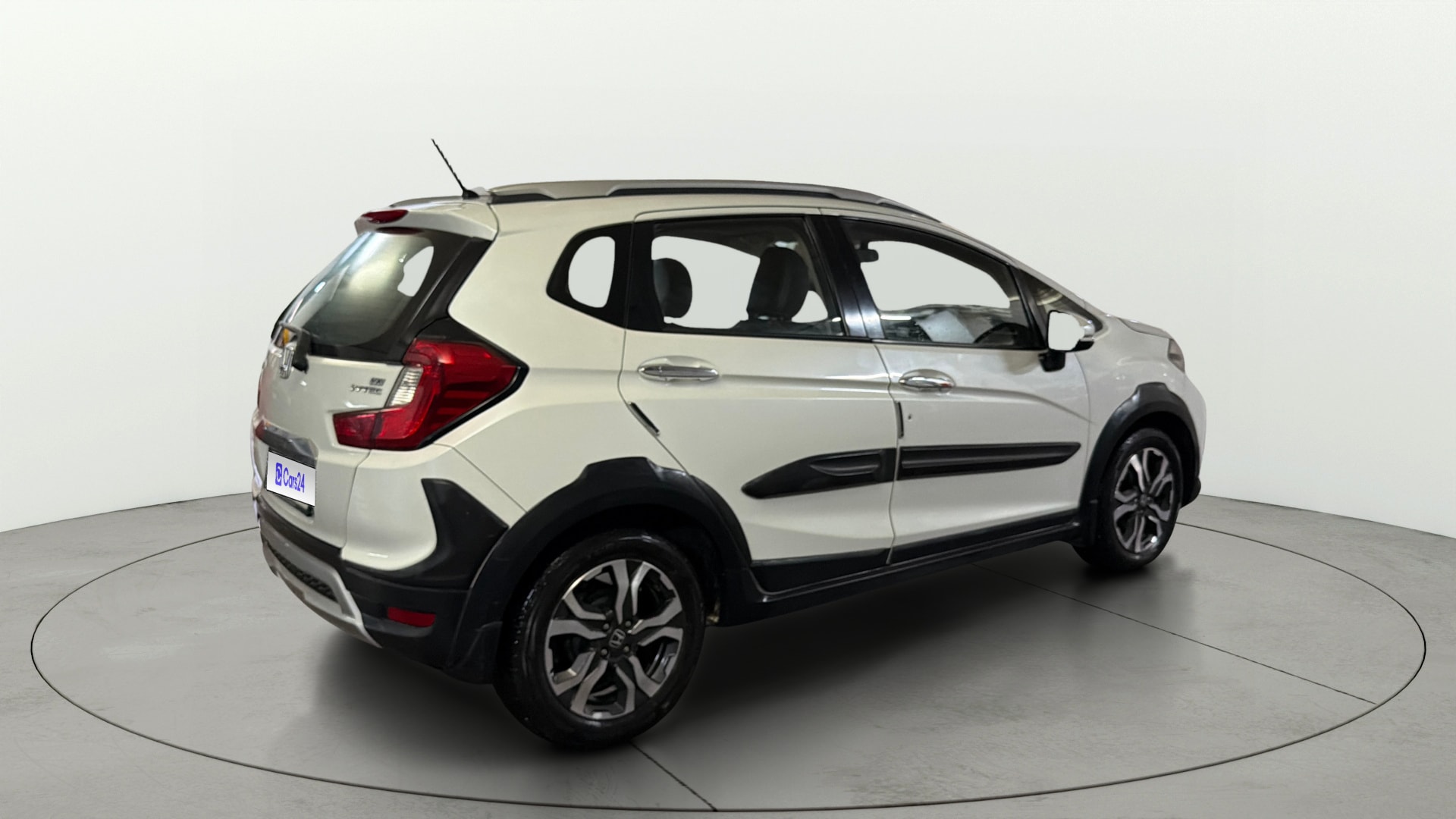View 2018 Honda WR-V S MT Diesel Edge Edition Image 44 Used 2018 Honda WR-V S MT Diesel Edge Edition Image 44