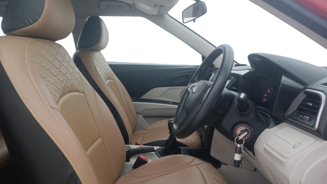 View Mahindra XUV300 Image 25 Used Mahindra XUV300 Image 25