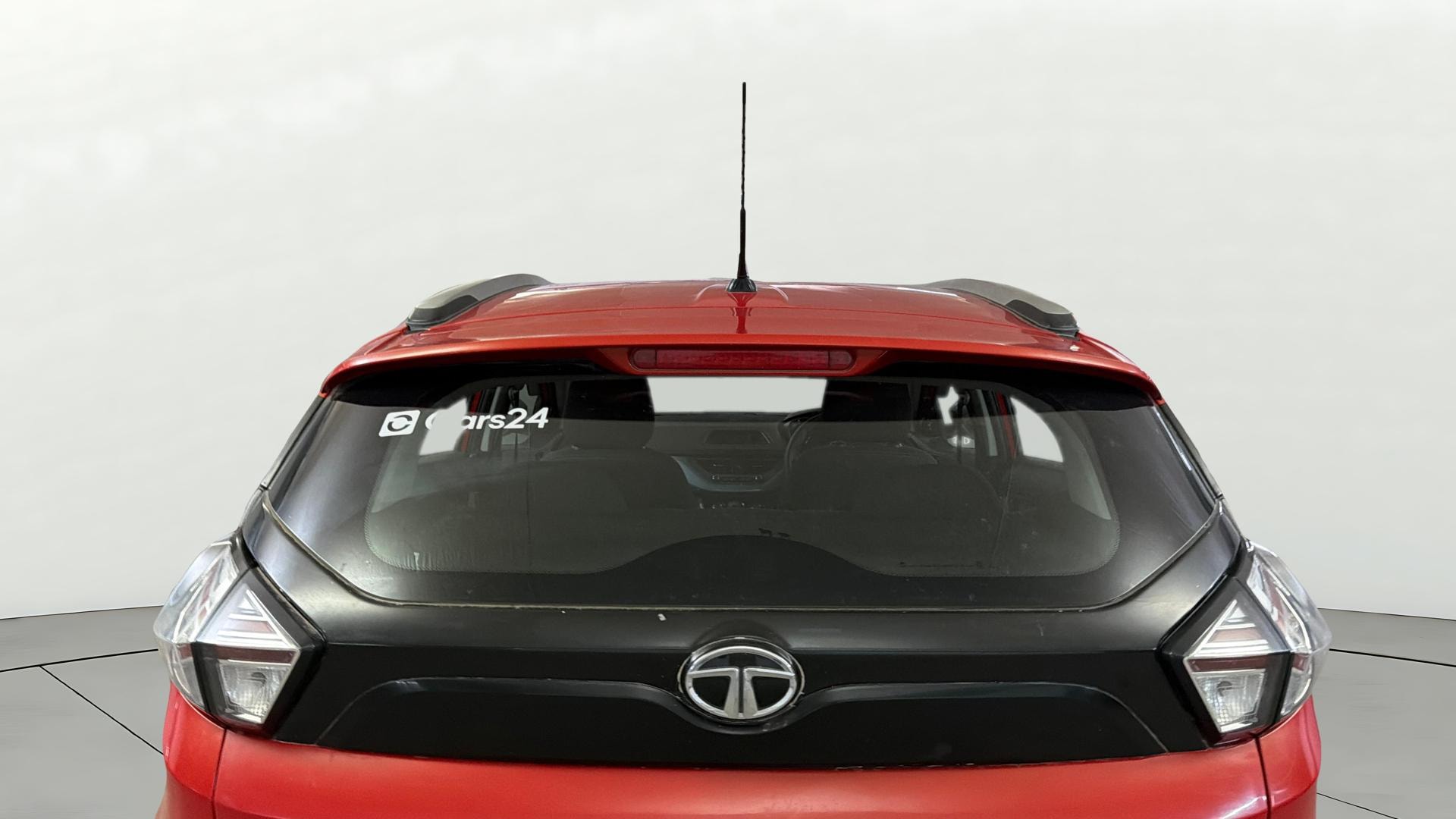 View 2020 Tata Nexon Revotron XM Image 4 Used 2020 Tata Nexon Revotron XM Image 4