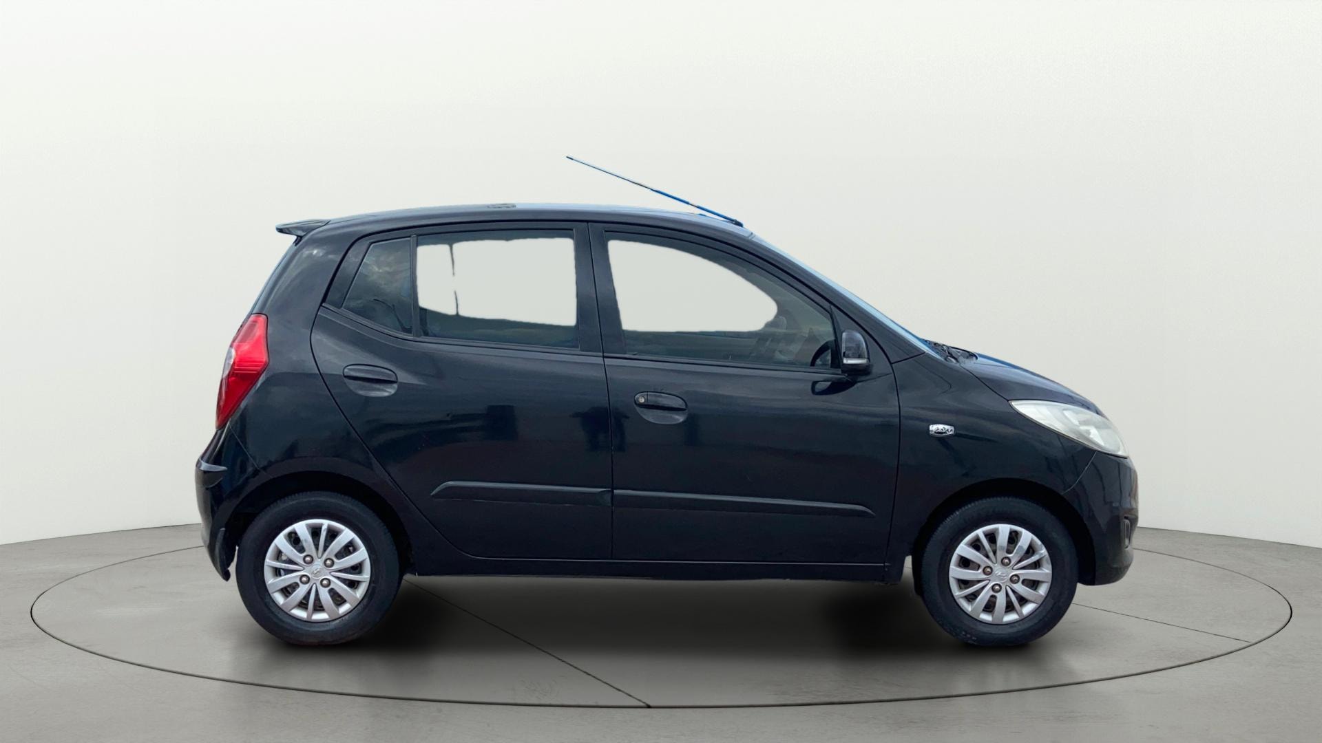View 2013 Hyundai i10 1.2 Sportz AT Image 8 Used 2013 Hyundai i10 1.2 Sportz AT Image 8