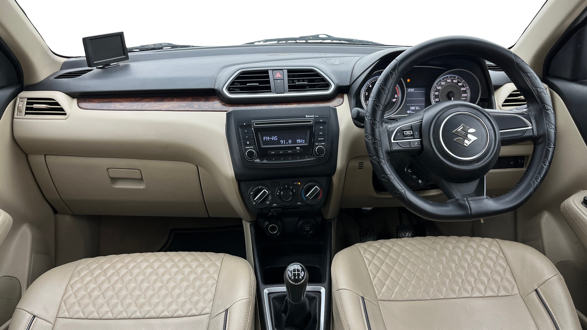 View 2019 Maruti Suzuki 1000 Base Variant Image 29 Used 2019 Maruti Suzuki 1000 Base Variant Image 29