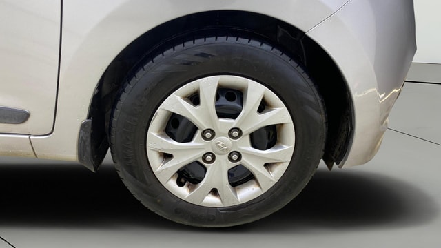 View Hyundai Grand i10 Image 40 Used Hyundai Grand i10 Image 40
