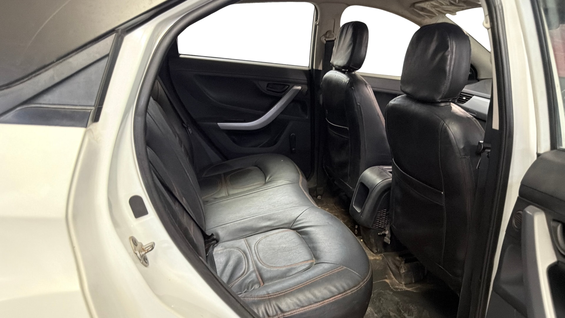 View 2023 Tata Nexon Revotron XE Image 28 Used 2023 Tata Nexon Revotron XE Image 28
