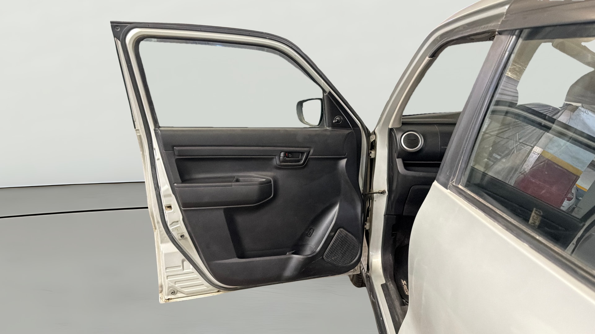View 2019 Maruti Suzuki 1000 Base Variant Image 30 Used 2019 Maruti Suzuki 1000 Base Variant Image 30