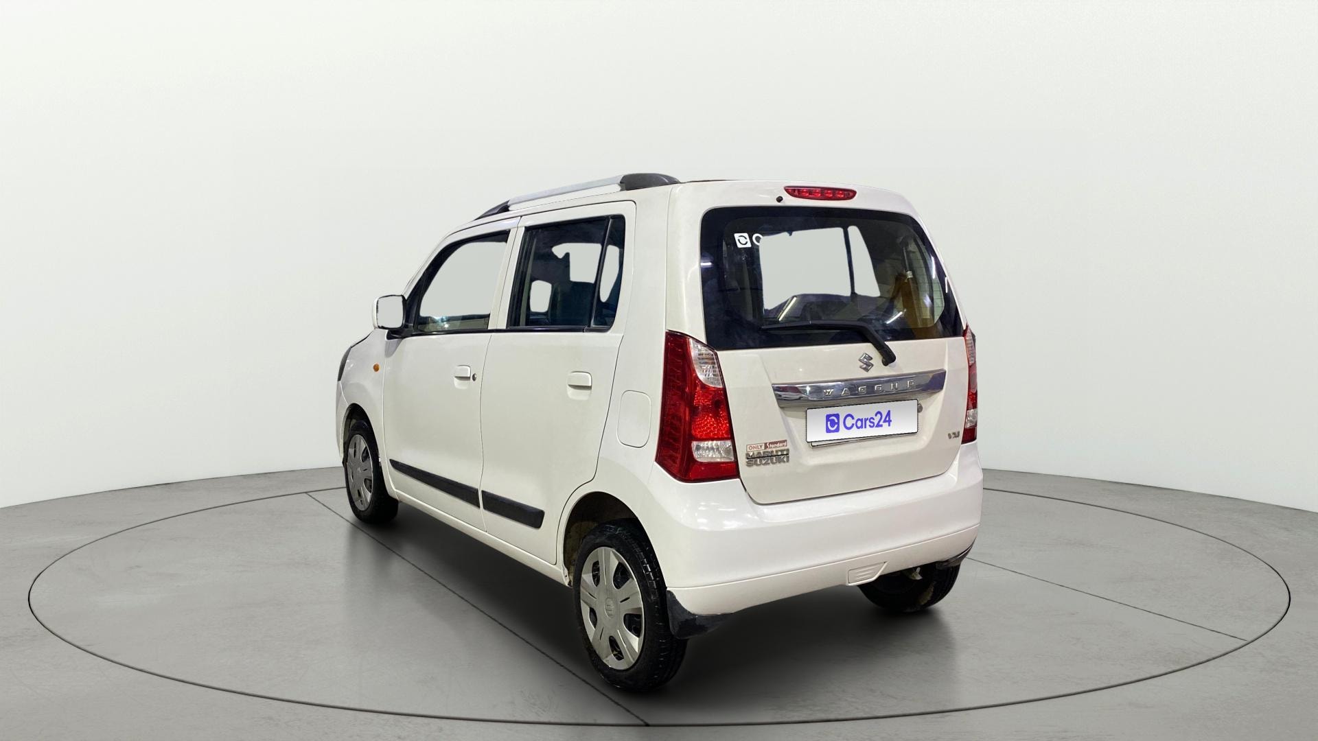 View 2018 Maruti Suzuki 1000 Base Variant Image 2 Used 2018 Maruti Suzuki 1000 Base Variant Image 2