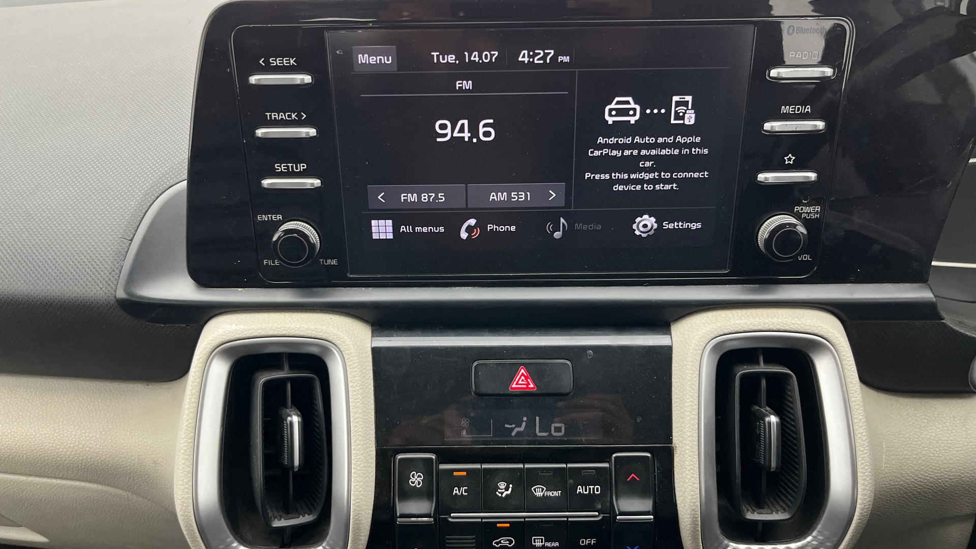 View 2021 Kia Sonet HTX Diesel Image 18 Used 2021 Kia Sonet HTX Diesel Image 18