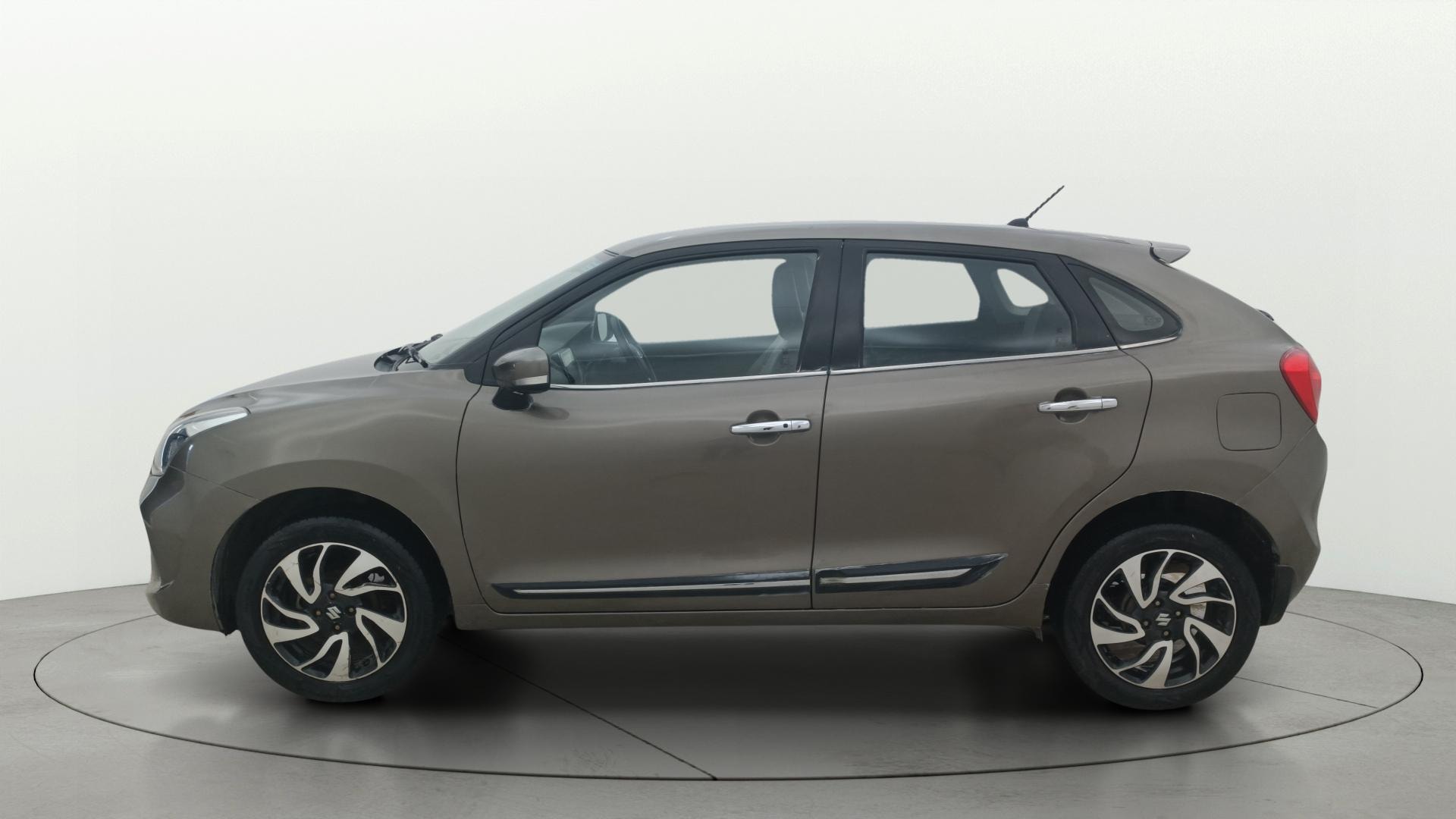 View 2021 Maruti Suzuki 1000 Base Variant Image 26 Used 2021 Maruti Suzuki 1000 Base Variant Image 26