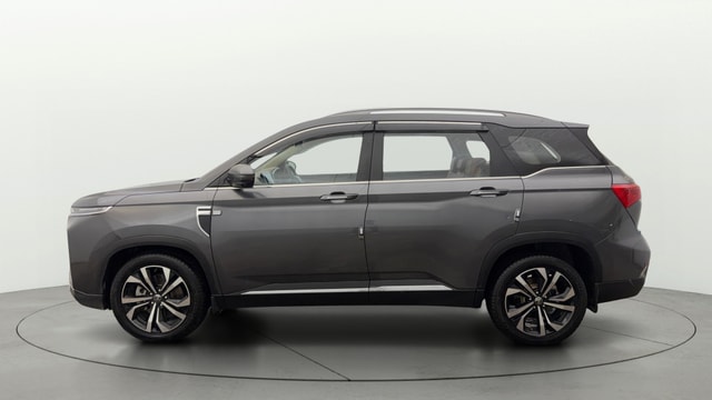 View MG Hector Plus Image 28 Used MG Hector Plus Image 28