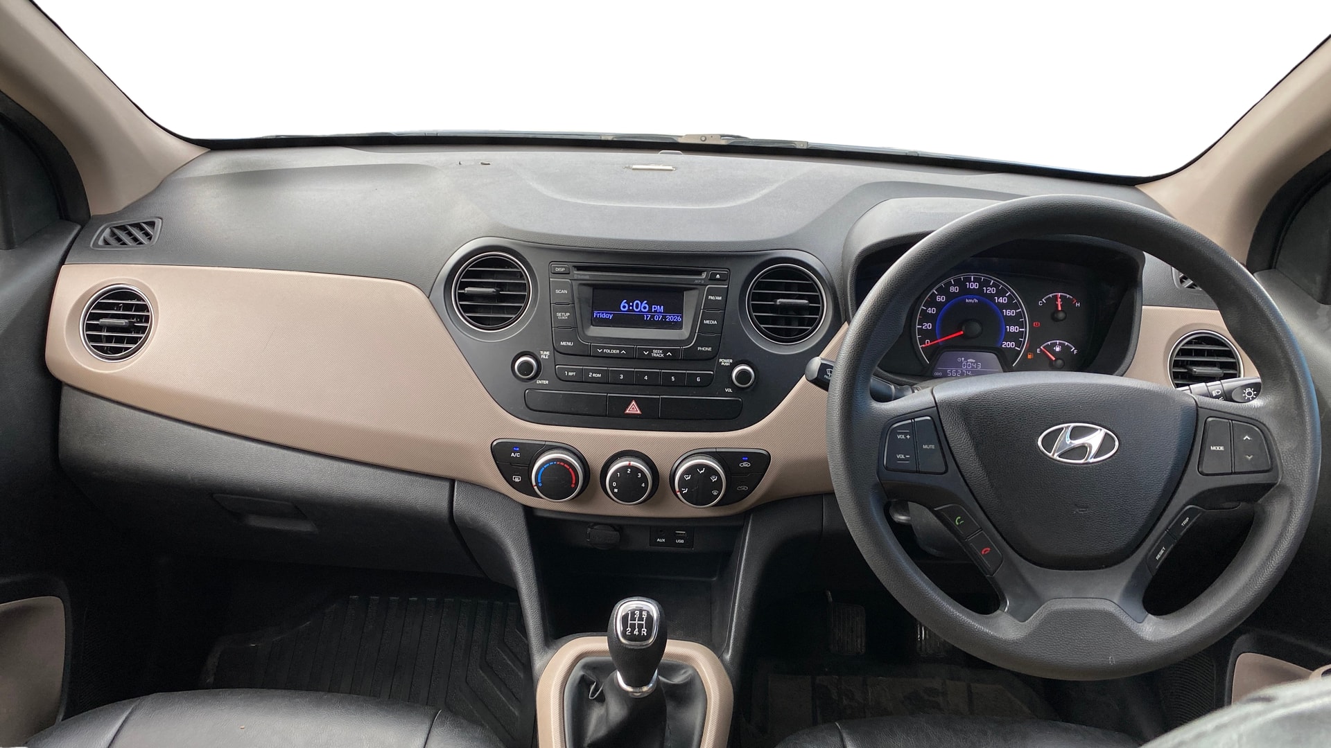 View 2016 Hyundai Grand i10 Sportz 1.2 Kappa Image 15 Used 2016 Hyundai Grand i10 Sportz 1.2 Kappa Image 15