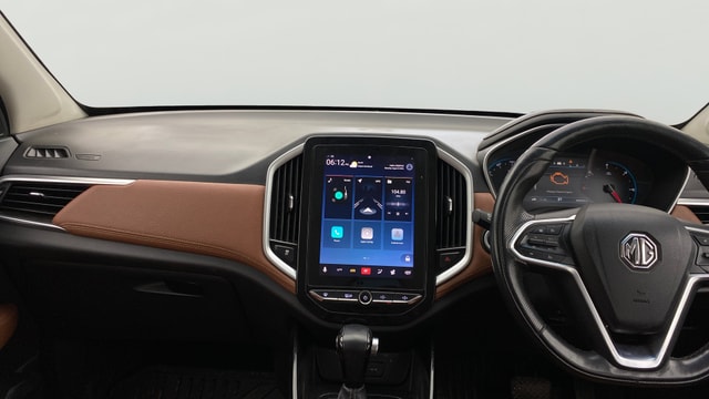 View MG Hector Plus Image 18 Used MG Hector Plus Image 18