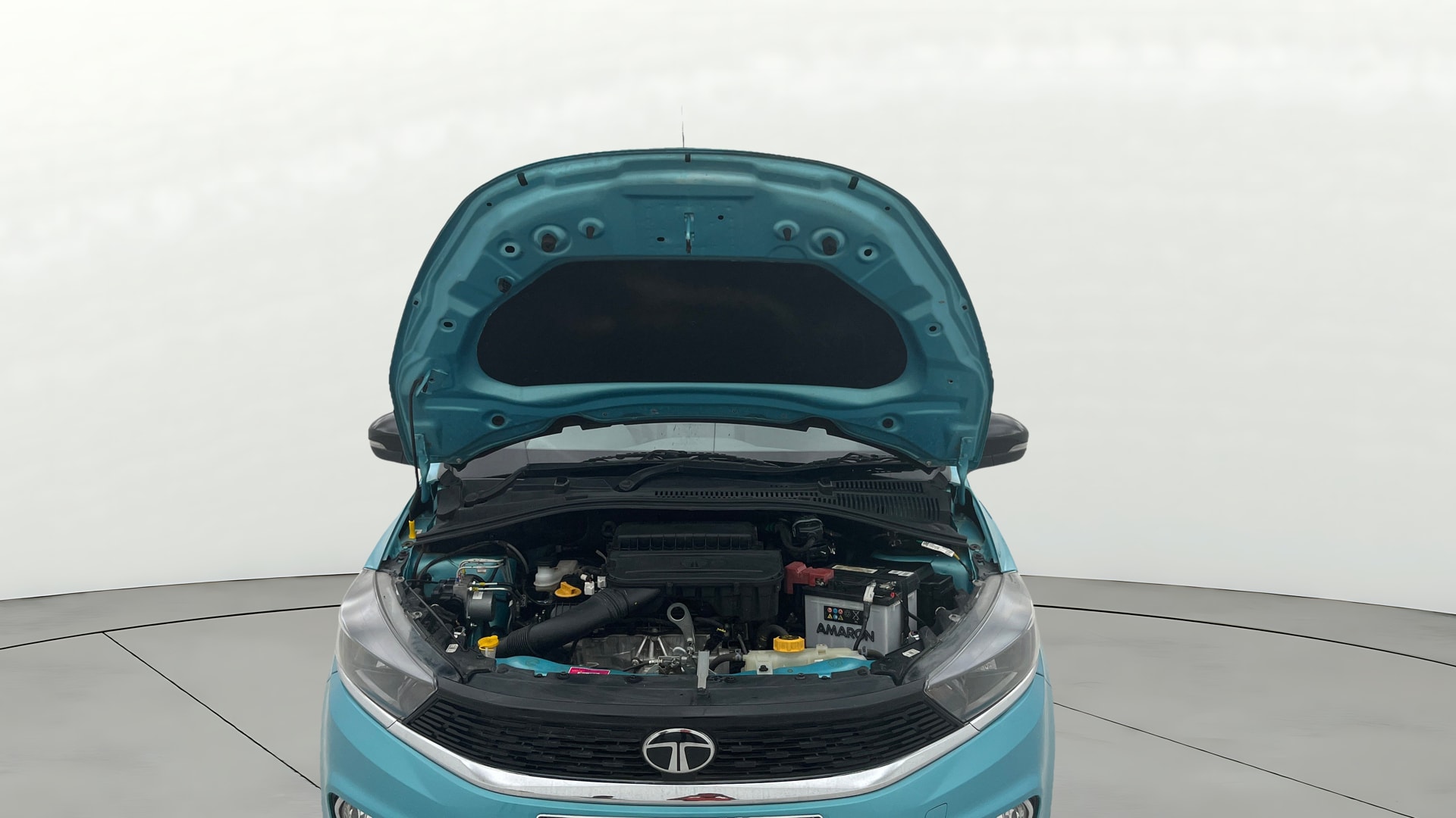 View 2025 Tata Tiago Revotorq XB Image 20 Used 2025 Tata Tiago Revotorq XB Image 20