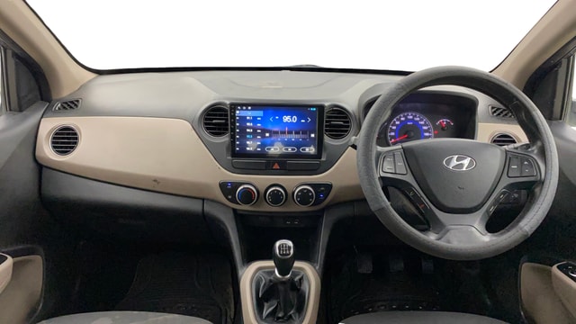 View Hyundai Grand i10 Image 30 Used Hyundai Grand i10 Image 30