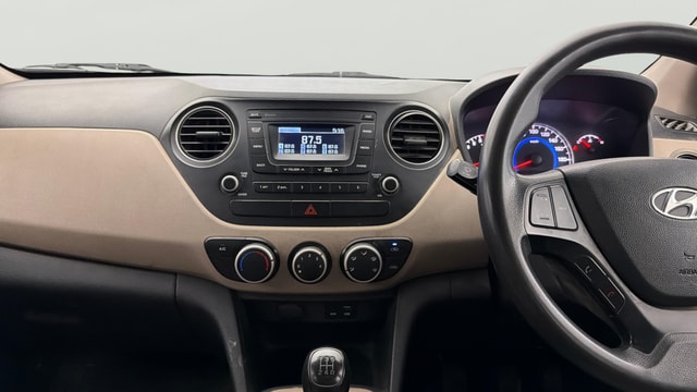 View Hyundai Grand i10 Image 17 Used Hyundai Grand i10 Image 17