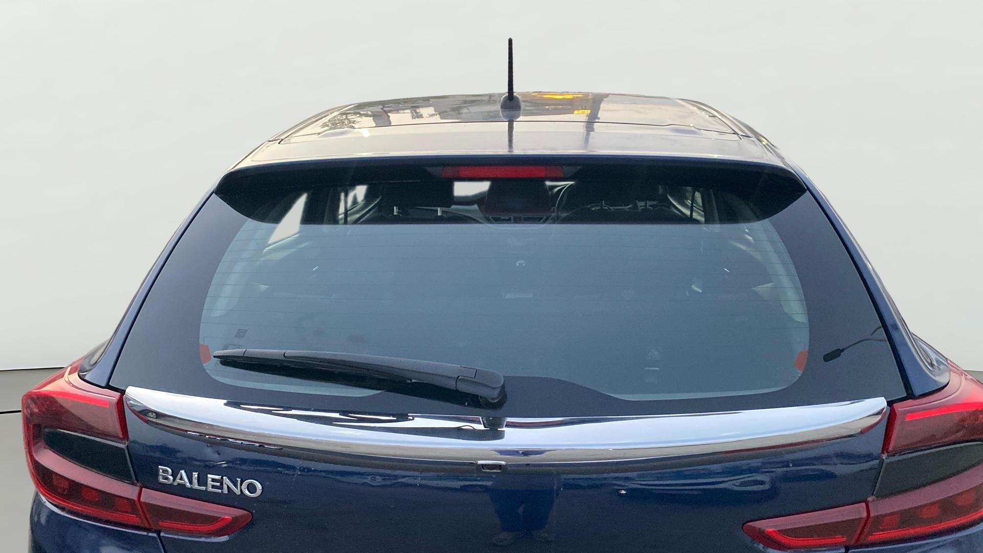 View 2022 Maruti Suzuki 1000 Base Variant Image 4 Used 2022 Maruti Suzuki 1000 Base Variant Image 4