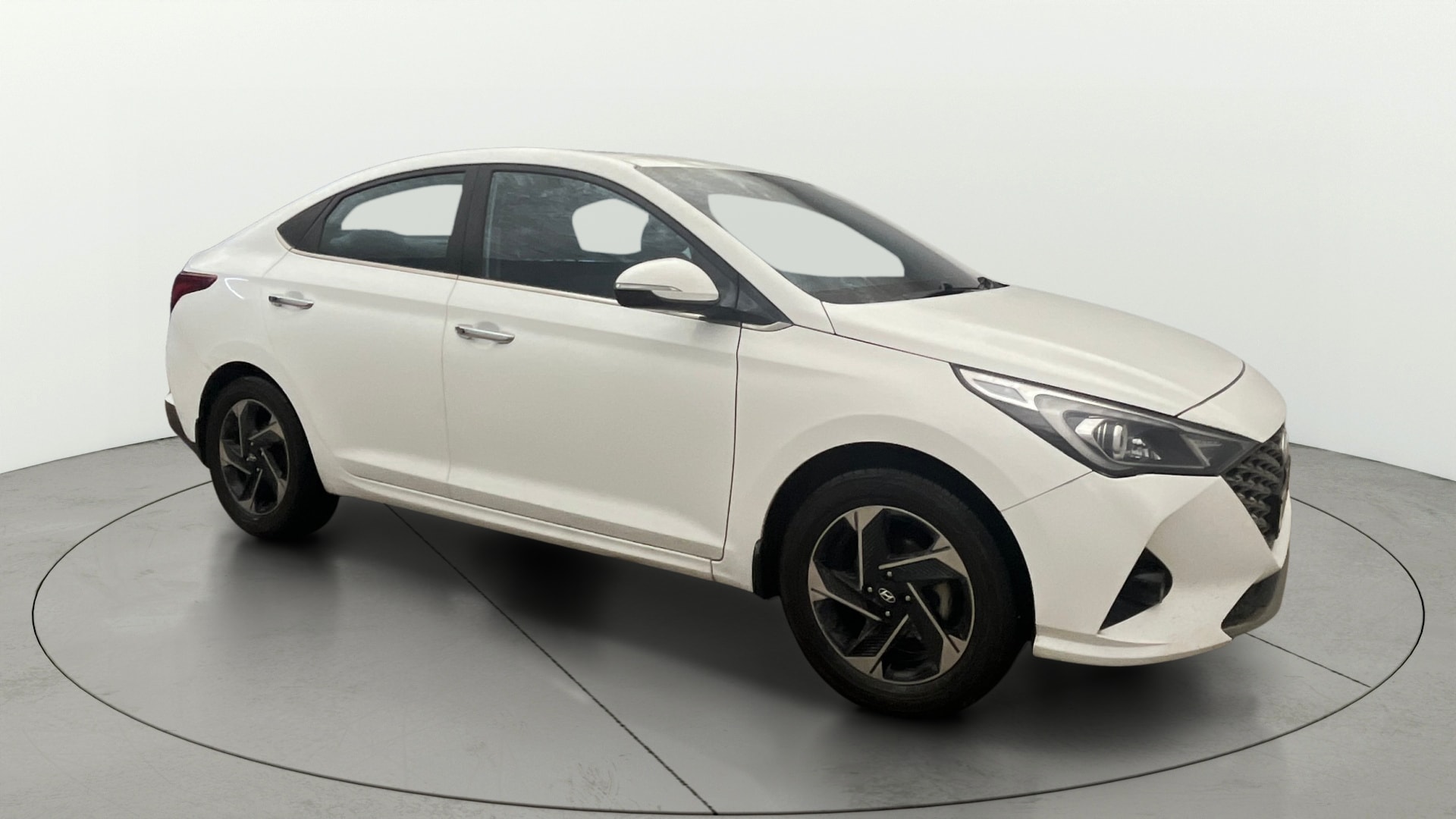 View 2019 Hyundai Verna 1.4 VTVT E Image 22 Used 2019 Hyundai Verna 1.4 VTVT E Image 22
