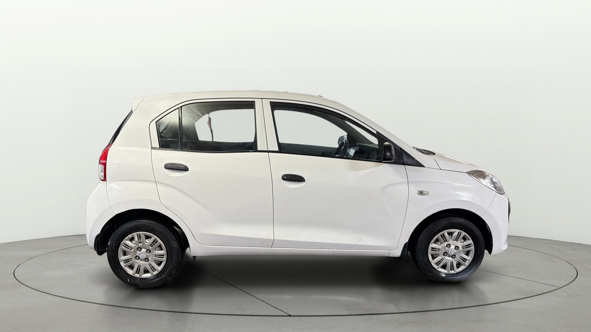 View 2019 Hyundai New Santro D-Lite Petrol Image 8 Used 2019 Hyundai New Santro D-Lite Petrol Image 8
