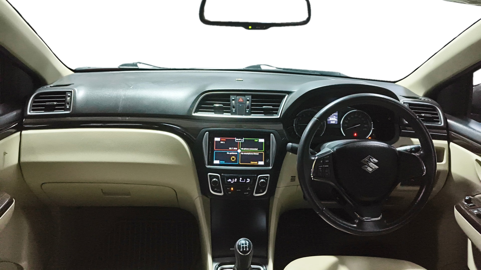 View 2018 Maruti Suzuki 1000 Base Variant Image 16 Used 2018 Maruti Suzuki 1000 Base Variant Image 16