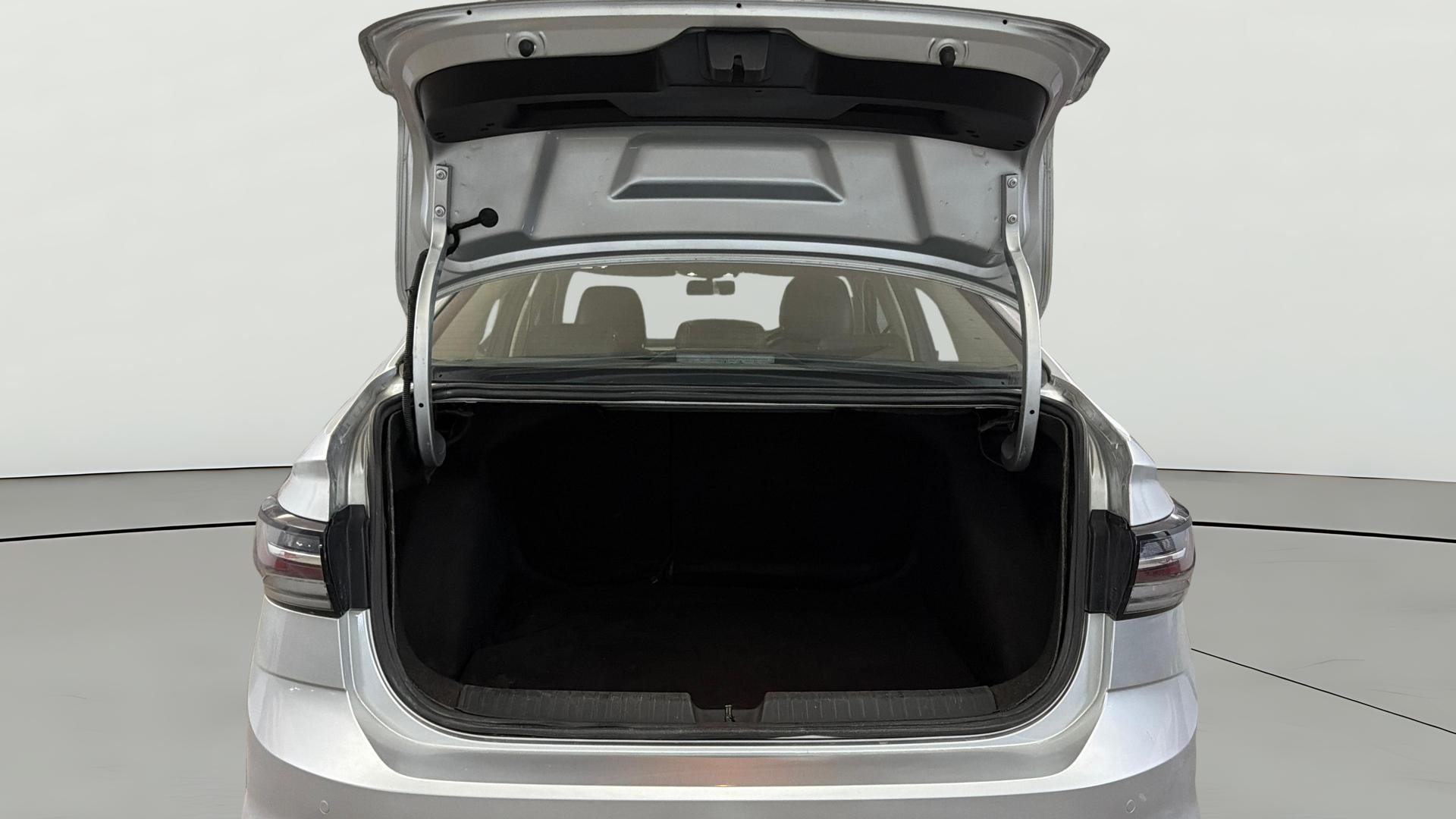 View 2023 Volkswagen Virtus Topline 1.0 TSI MT Image 39 Used 2023 Volkswagen Virtus Topline 1.0 TSI MT Image 39