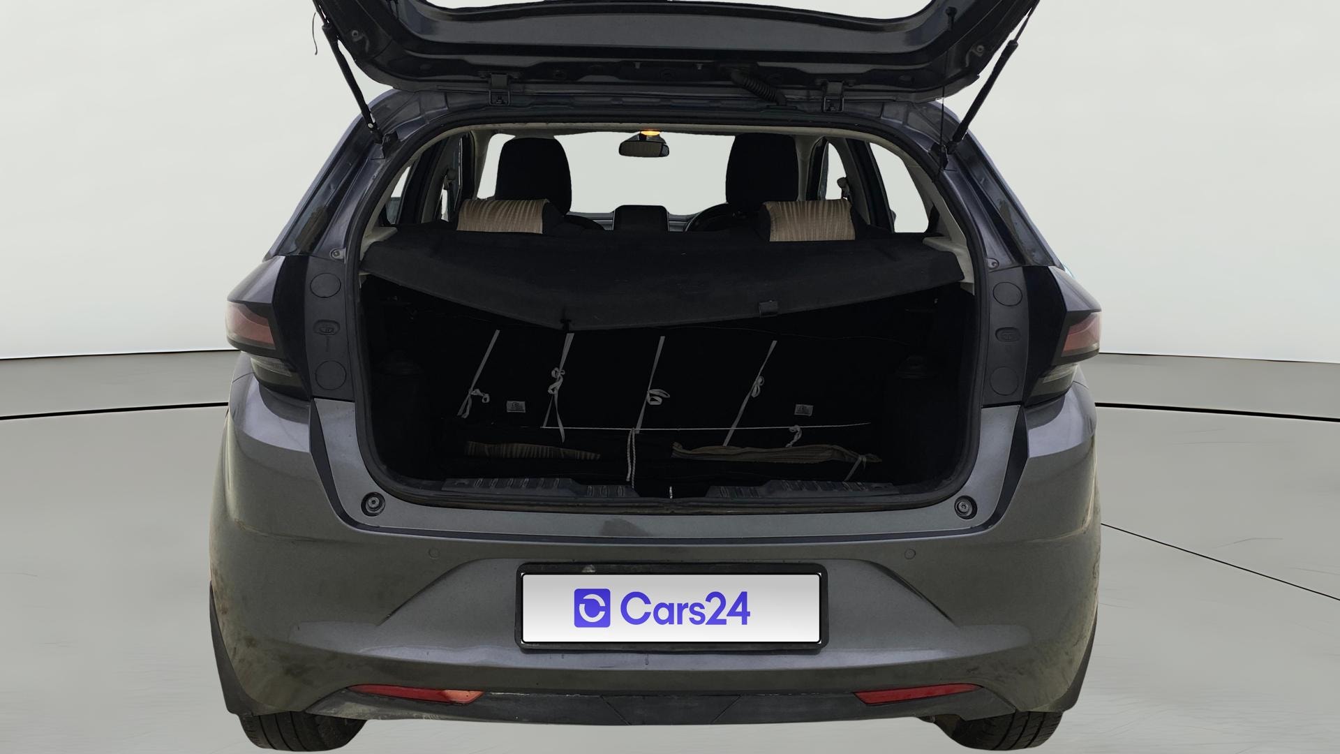 View 2022 Tata Altroz XM Plus Petrol Image 36 Used 2022 Tata Altroz XM Plus Petrol Image 36