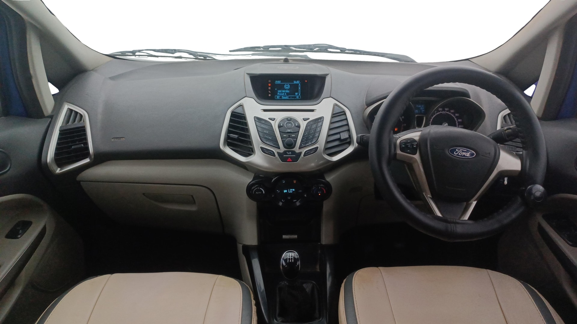 View 2013 Ford EcoSport 1.5 TDCi Diesel Ambiente BS IV Image 15 Used 2013 Ford EcoSport 1.5 TDCi Diesel Ambiente BS IV Image 15