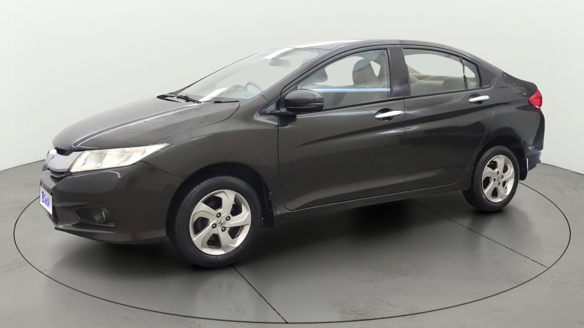 View 2015 Honda City ZX MT Diesel Anniversary Edition Image 36 Used 2015 Honda City ZX MT Diesel Anniversary Edition Image 36