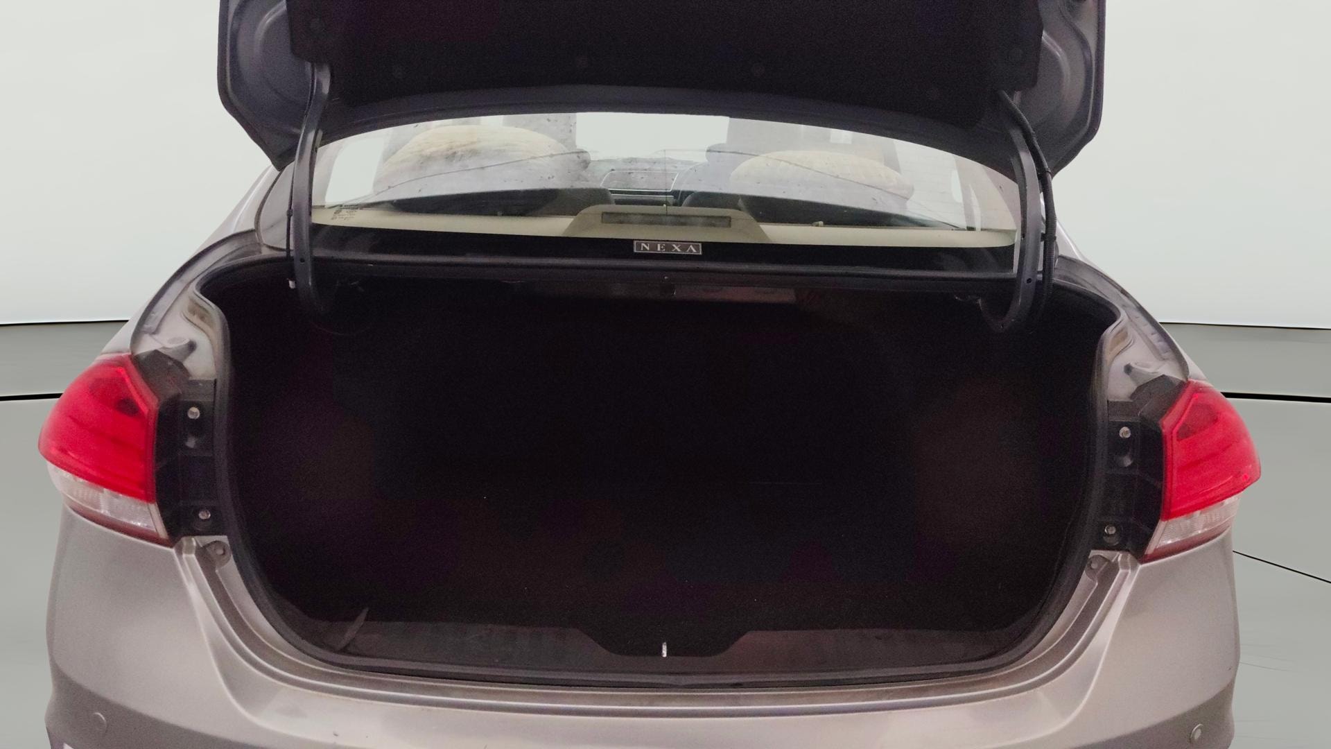 View 2019 Maruti Suzuki 1000 Base Variant Image 39 Used 2019 Maruti Suzuki 1000 Base Variant Image 39