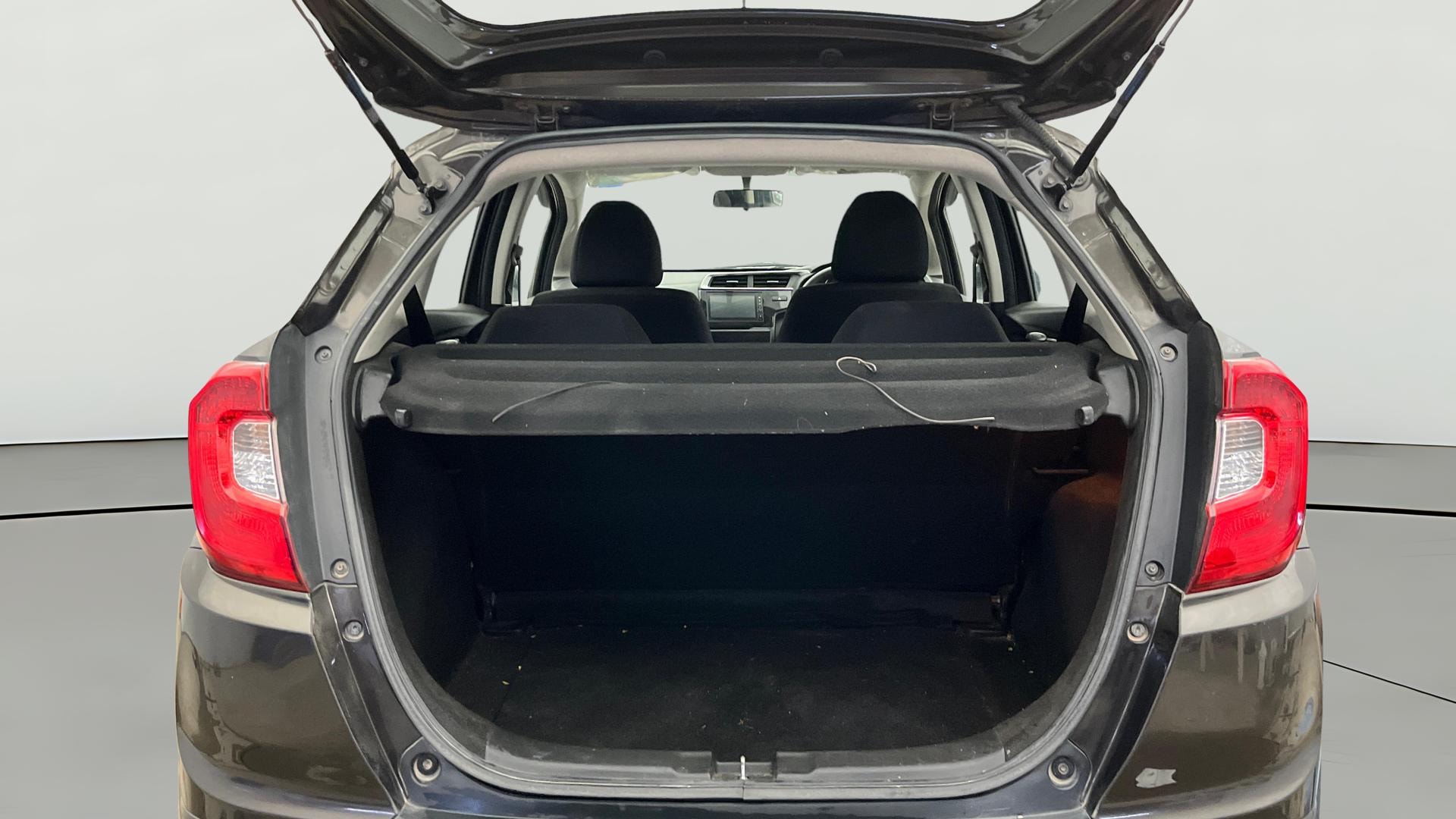 View 2021 Honda WR-V S MT Diesel Edge Edition Image 37 Used 2021 Honda WR-V S MT Diesel Edge Edition Image 37