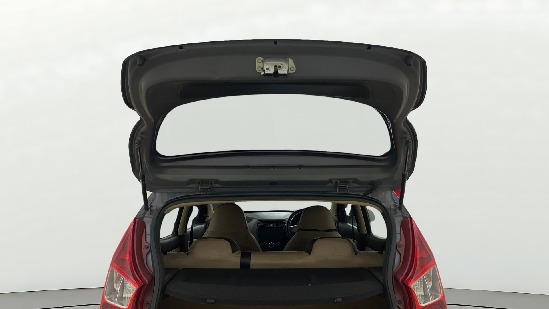 View 2017 Hyundai EON Sportz Image 16 Used 2017 Hyundai EON Sportz Image 16