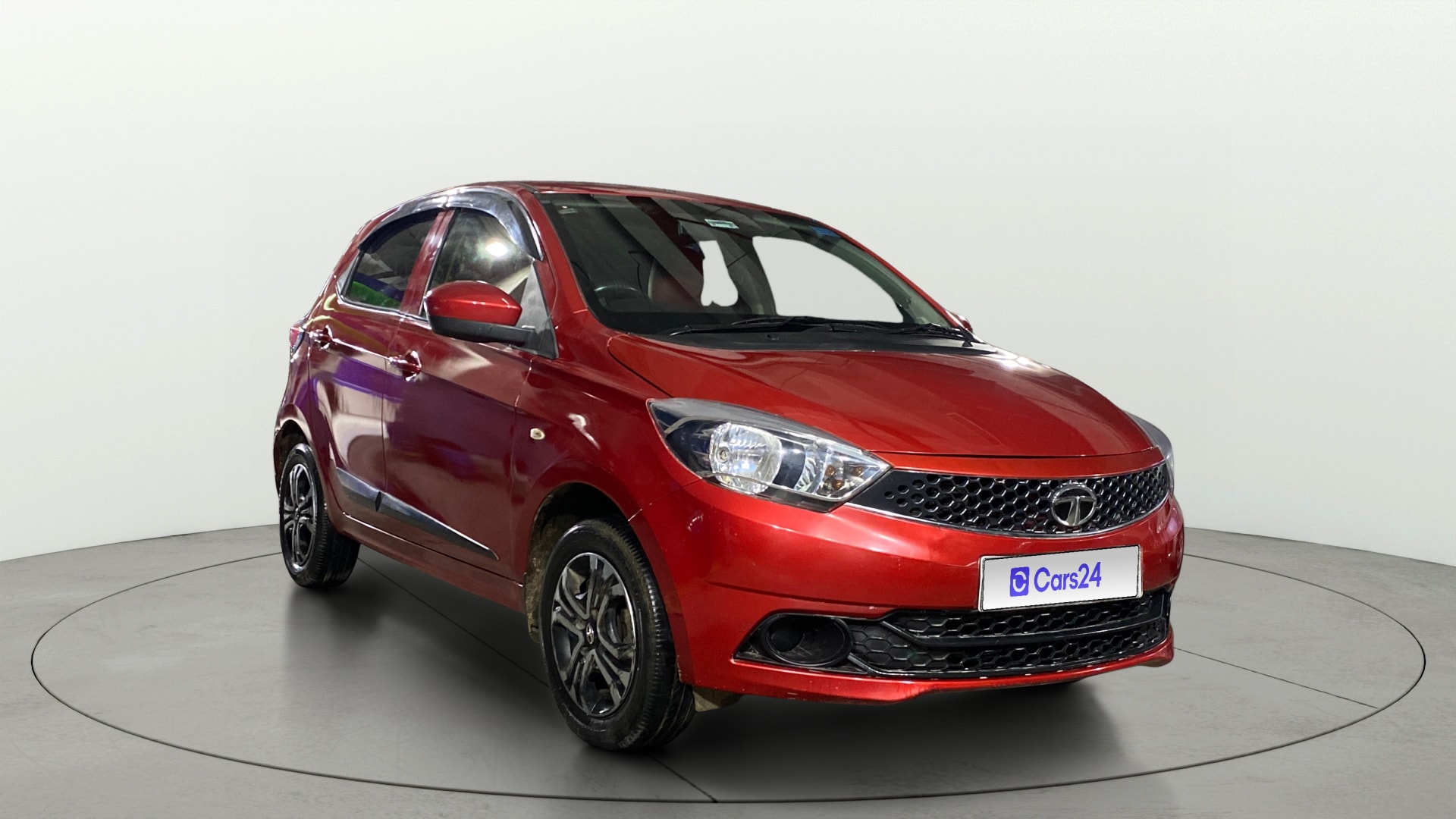 View 2019 Tata Tiago Revotorq XB Image 21 Used 2019 Tata Tiago Revotorq XB Image 21