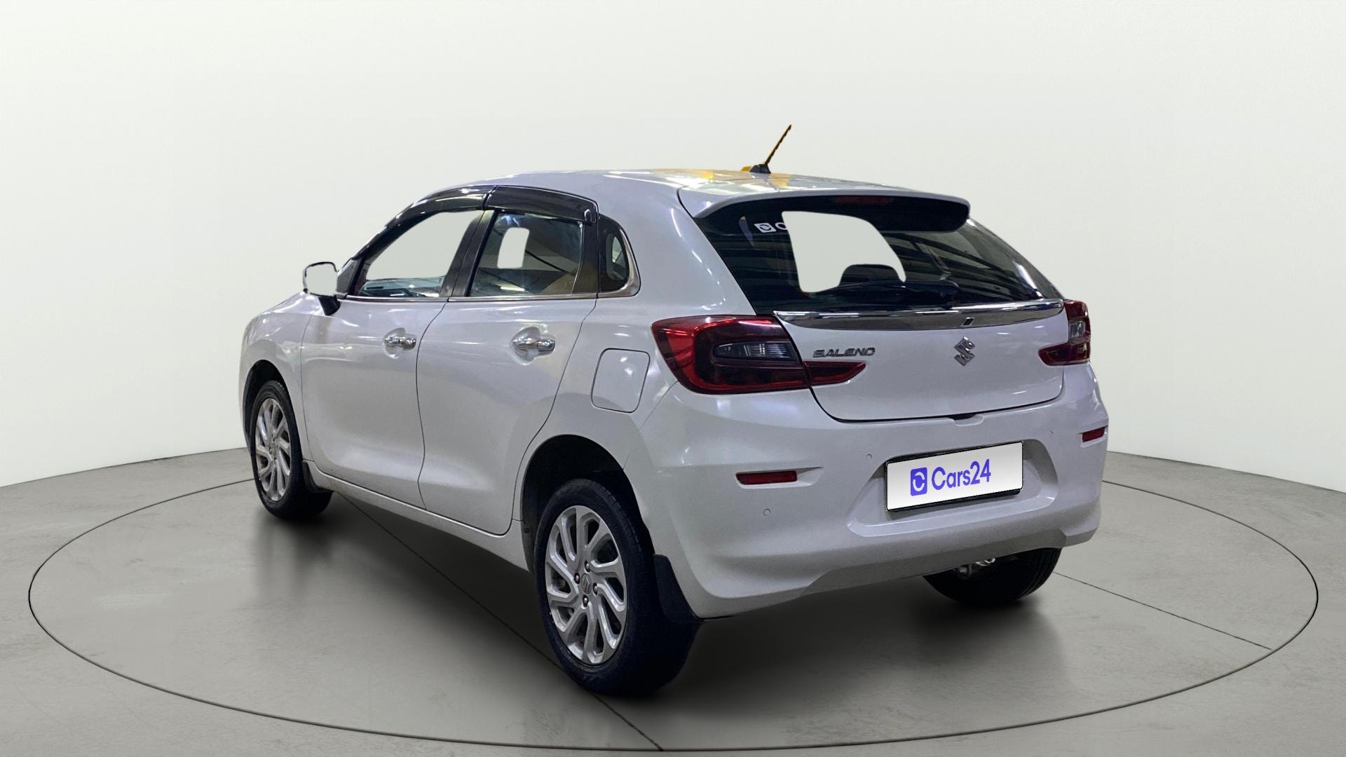 View 2022 Maruti Suzuki 1000 Base Variant Image 2 Used 2022 Maruti Suzuki 1000 Base Variant Image 2