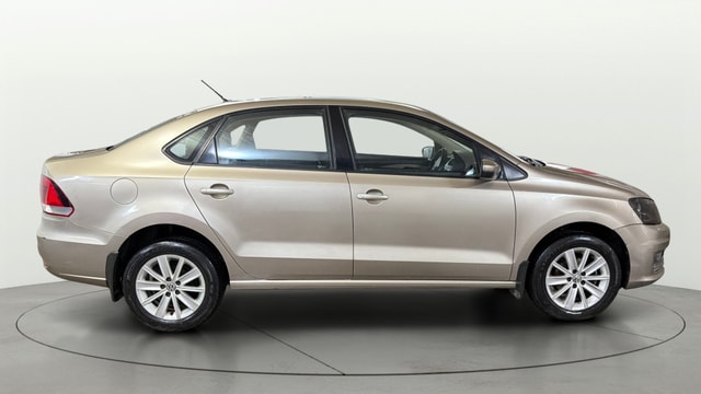 View Volkswagen Vento Image 9 Used Volkswagen Vento Image 9