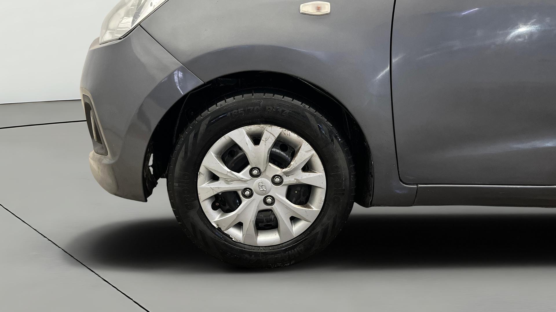 View 2015 Hyundai Grand i10 Magna 1.2 Kappa VTVT Image 27 Used 2015 Hyundai Grand i10 Magna 1.2 Kappa VTVT Image 27