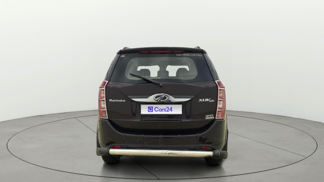 View Mahindra XUV500 Image 43 Used Mahindra XUV500 Image 43