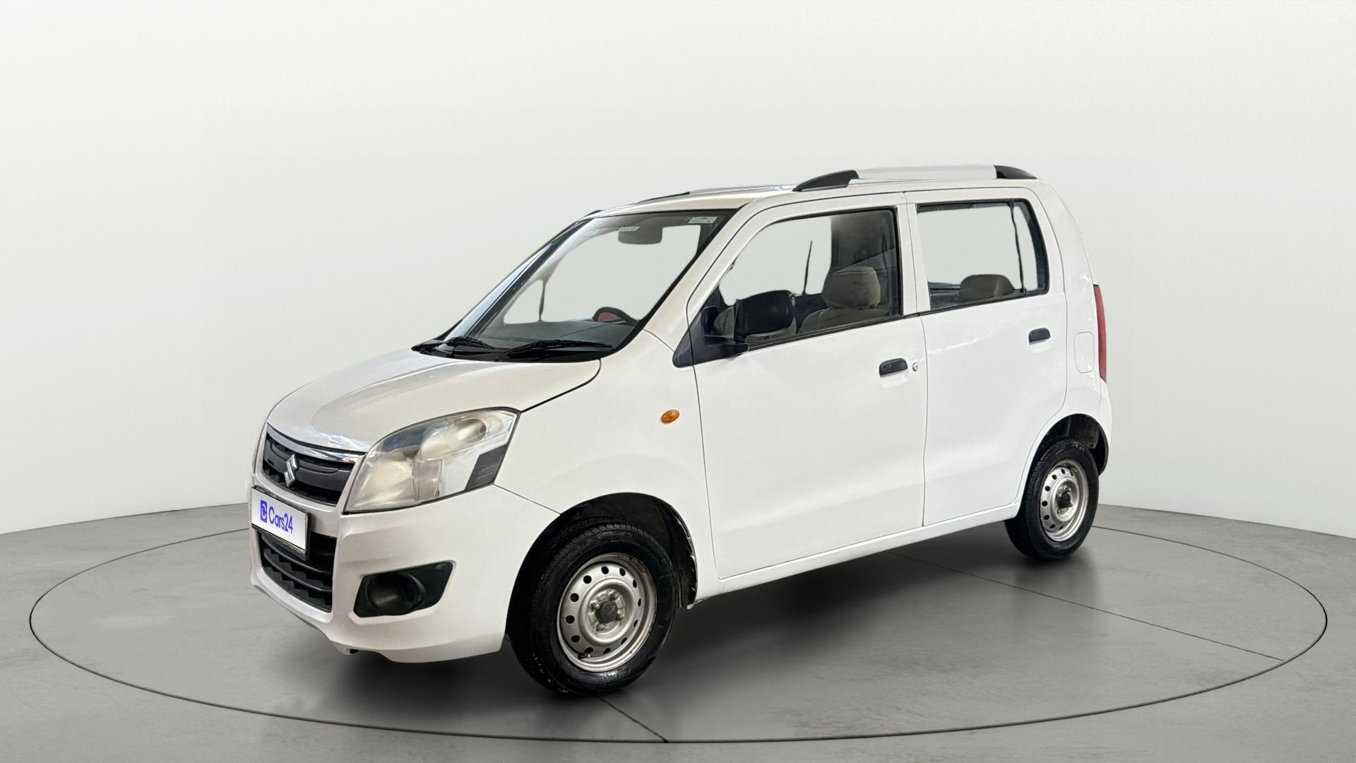 View 2015 Maruti Suzuki 1000 Base Variant Image 34 Used 2015 Maruti Suzuki 1000 Base Variant Image 34
