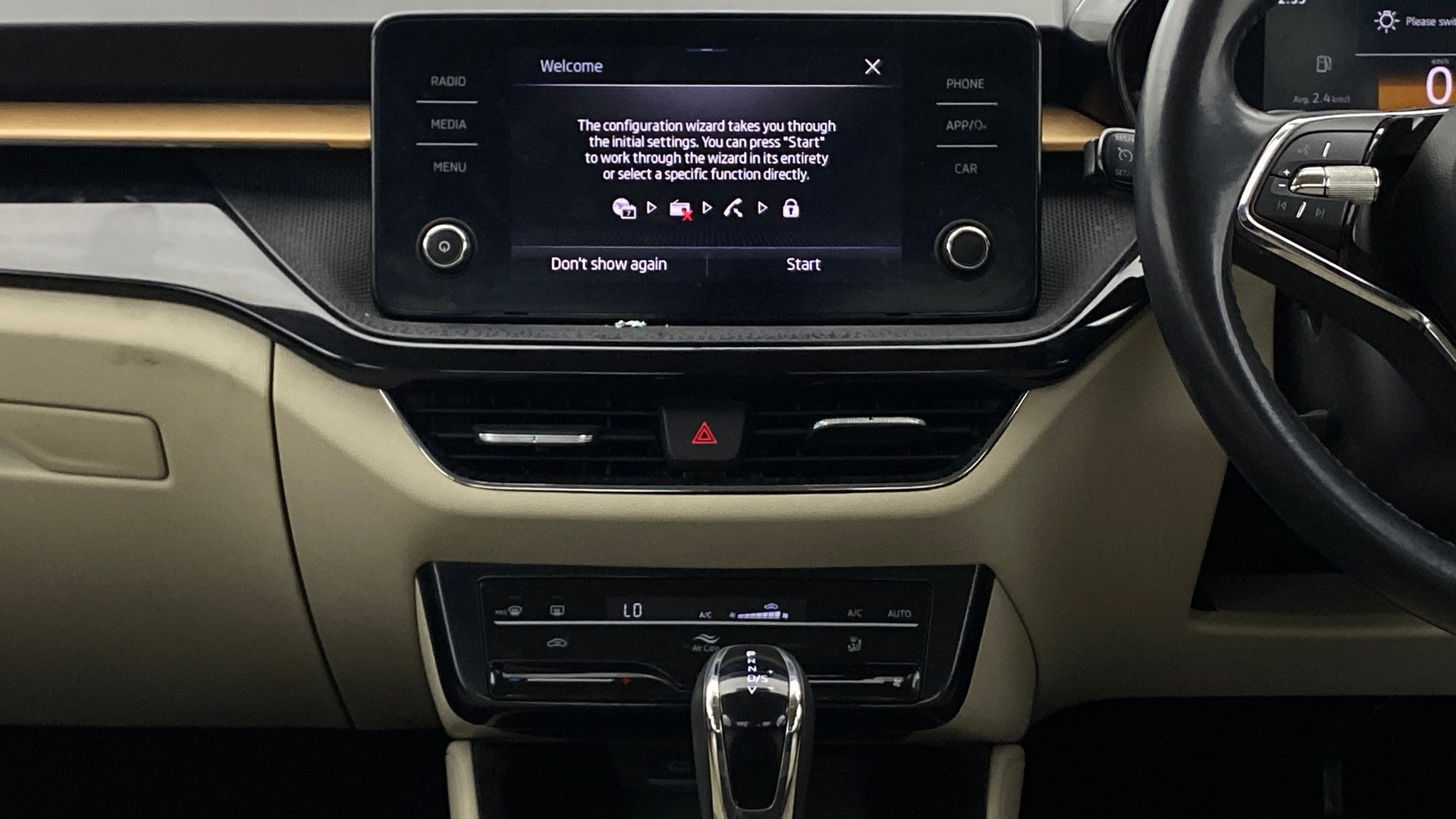 View 2023 Skoda Slavia Style 1.0 TSI AT Image 17 Used 2023 Skoda Slavia Style 1.0 TSI AT Image 17