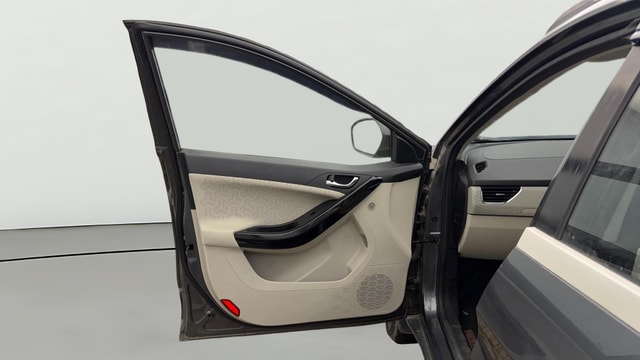 View Tata Nexon Image 32 Used Tata Nexon Image 32