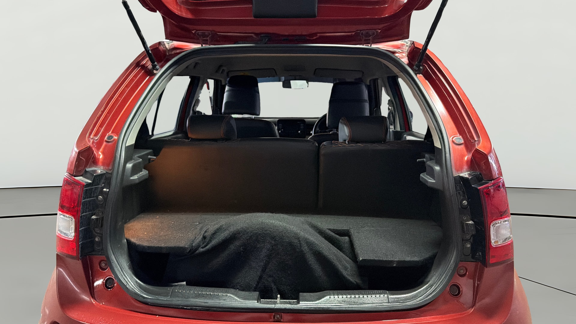View 2018 Maruti Suzuki 1000 Base Variant Image 37 Used 2018 Maruti Suzuki 1000 Base Variant Image 37