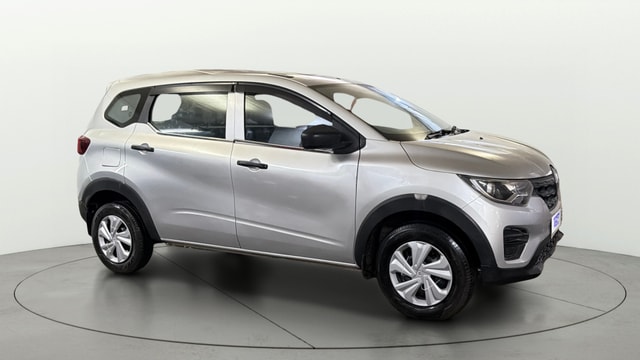 View Renault Triber Image 22 Used Renault Triber Image 22