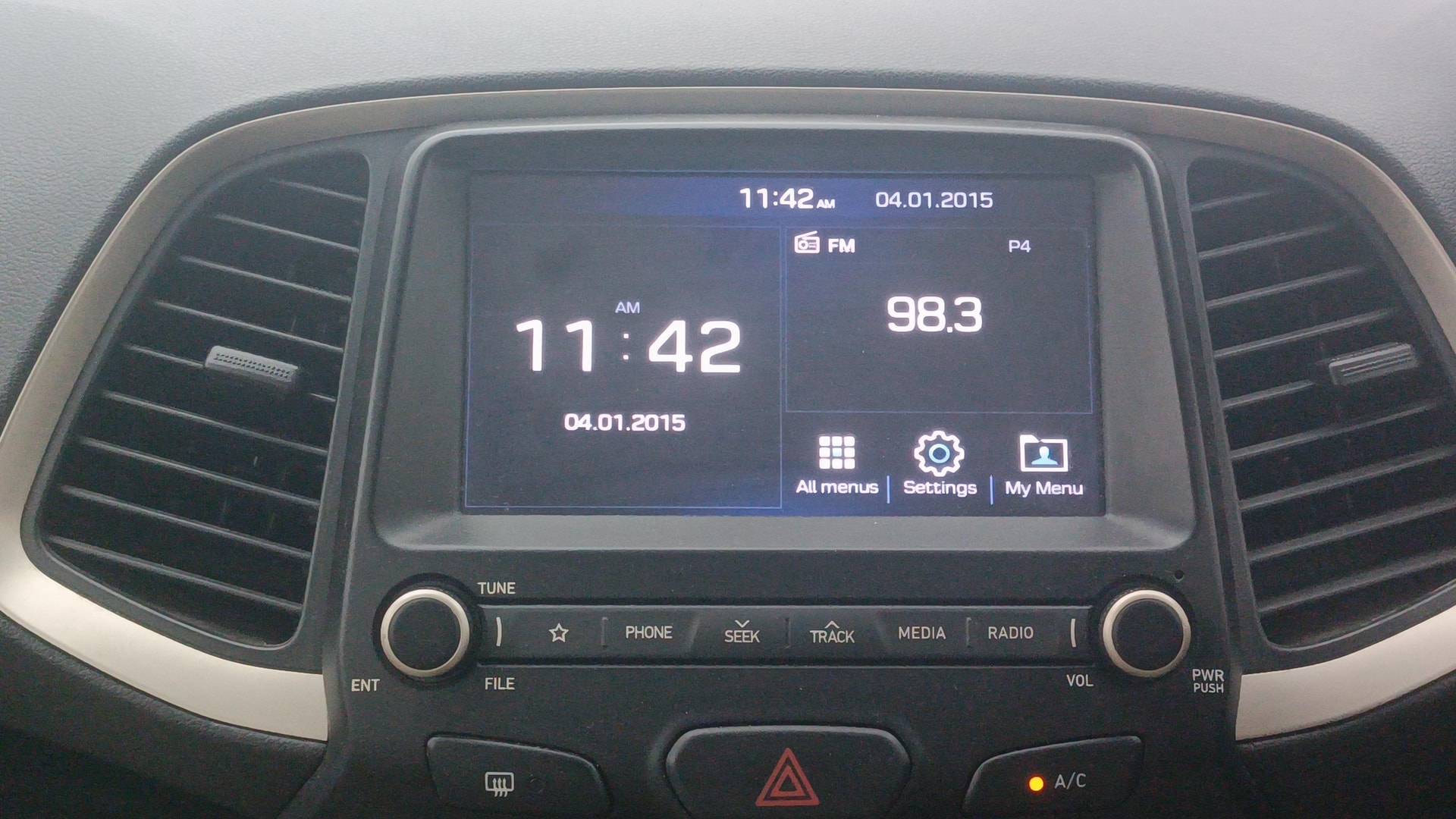 View 2019 Hyundai New Santro D-Lite Petrol Image 17 Used 2019 Hyundai New Santro D-Lite Petrol Image 17